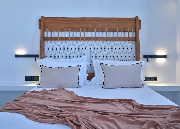 The Bright And Elegant Akira ナウサ