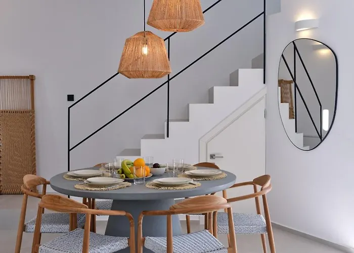 ヴィラ The Bright And Elegant Akira