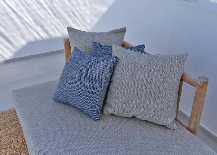 ヴィラ The Bright And Elegant Akira ナウサ